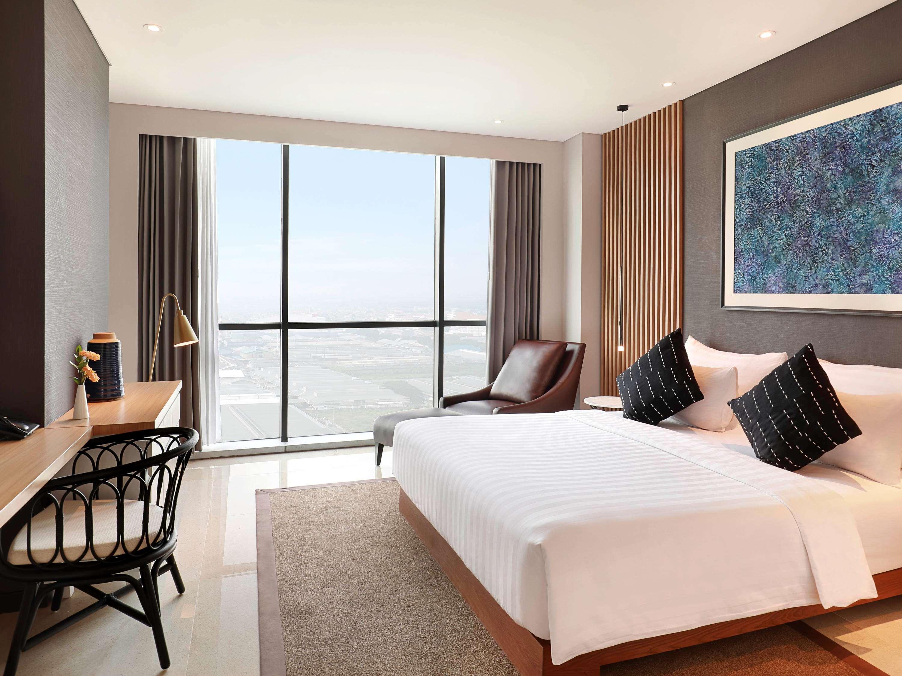Novotel Samator Timur Hotel 4*