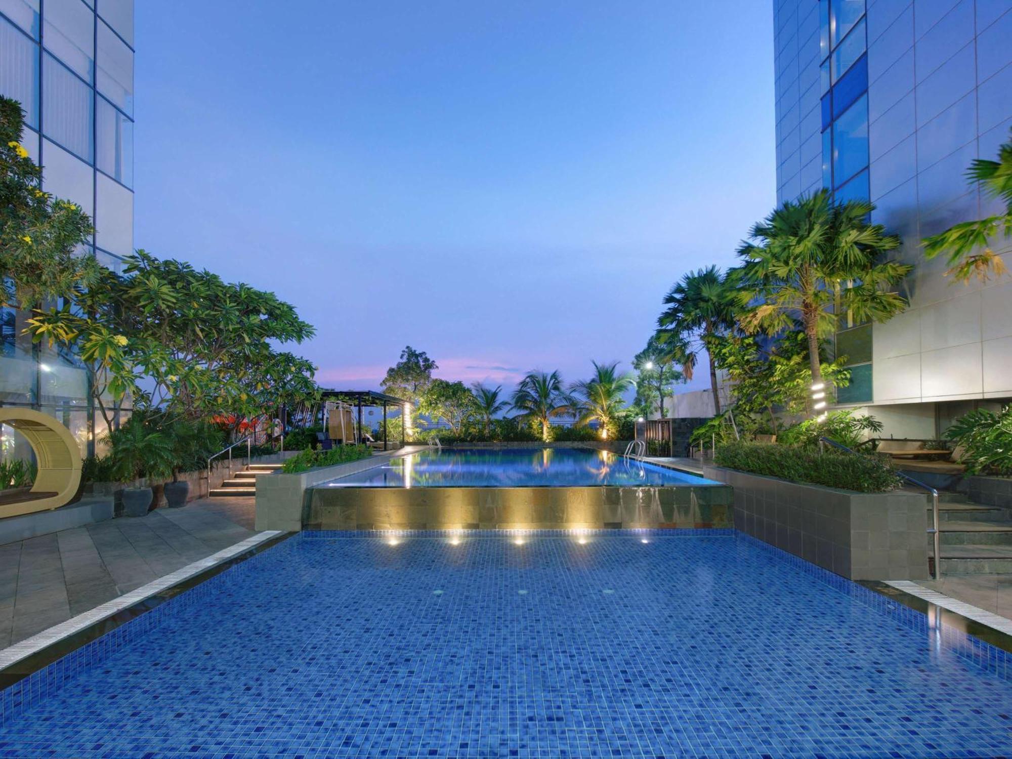 Hotel Novotel Samator Timur Surabaya
